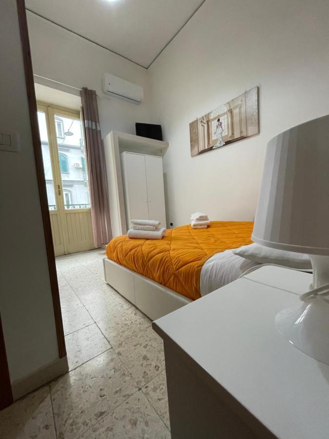 Bed and Breakfast A Cas E Vicenz Neapel Zimmer foto