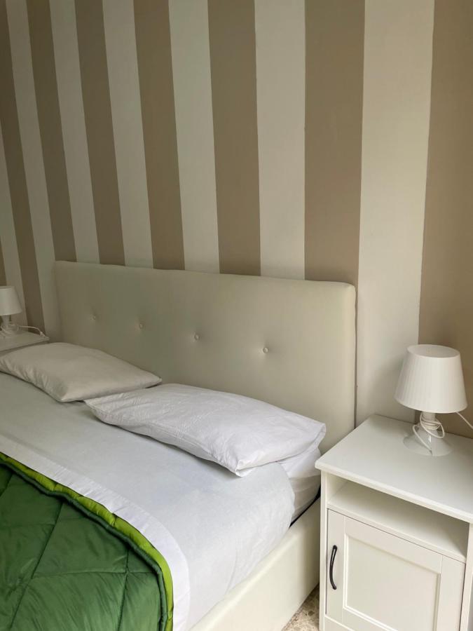 Bed and Breakfast A Cas E Vicenz Neapel Exterior foto